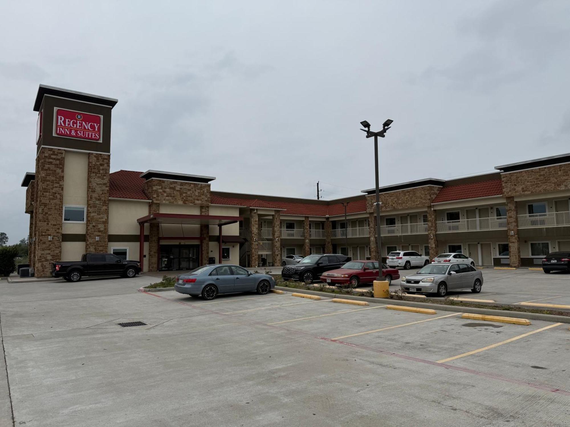 Regency Inn & Suites Humble Fm1960 - Iah Airport Ngoại thất bức ảnh
