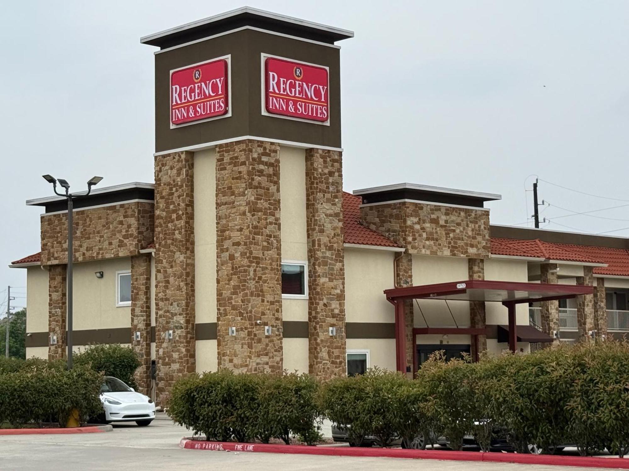 Regency Inn & Suites Humble Fm1960 - Iah Airport Ngoại thất bức ảnh